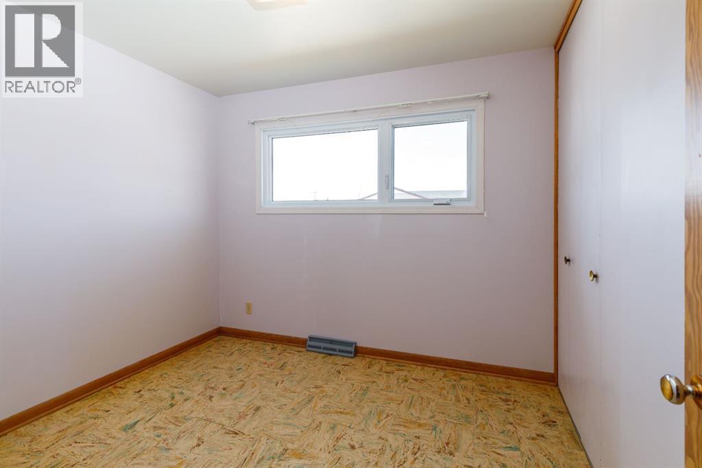 4922 46 Street, Bentley, Alberta  T0C 0J0 - Photo 11 - A2286229