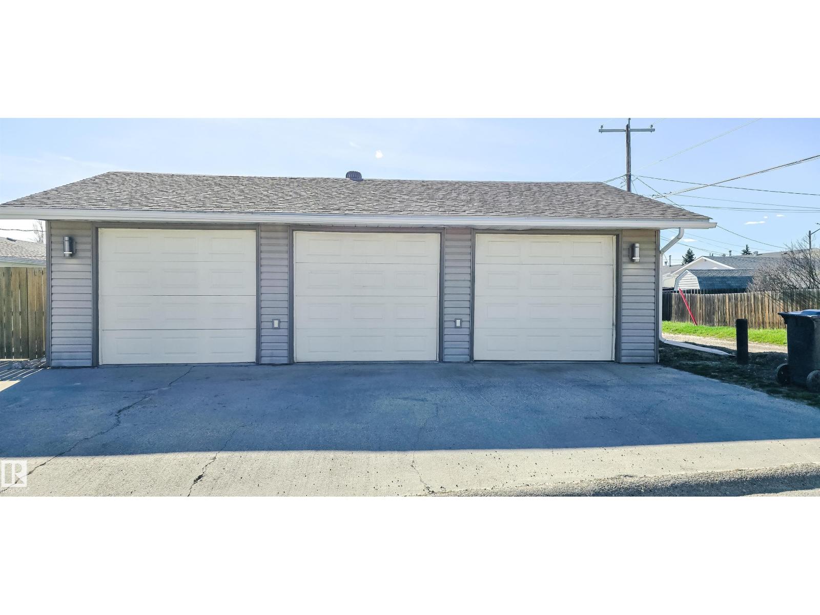 5504 45 AV, drayton valley, Alberta