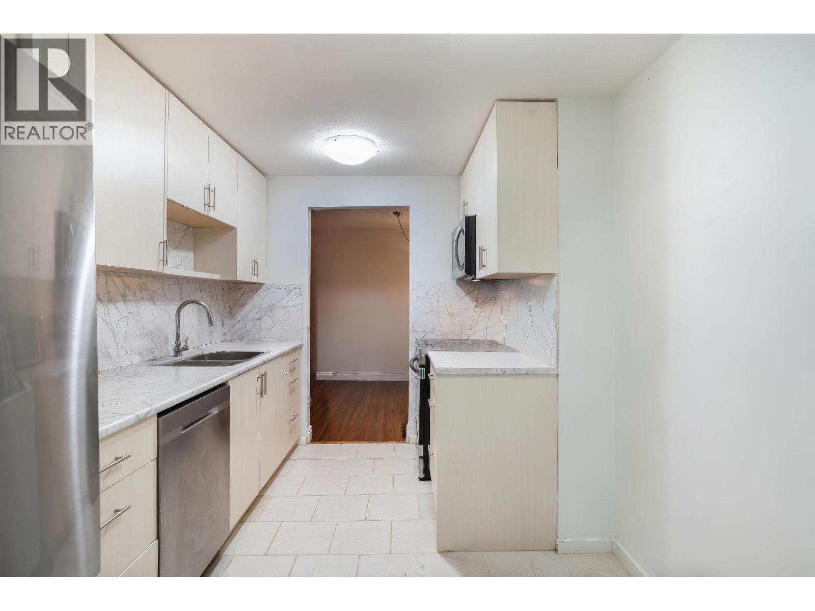 111 7297 Moffatt Road, Richmond, British Columbia  V6Y 1X9 - Photo 10 - R3095682