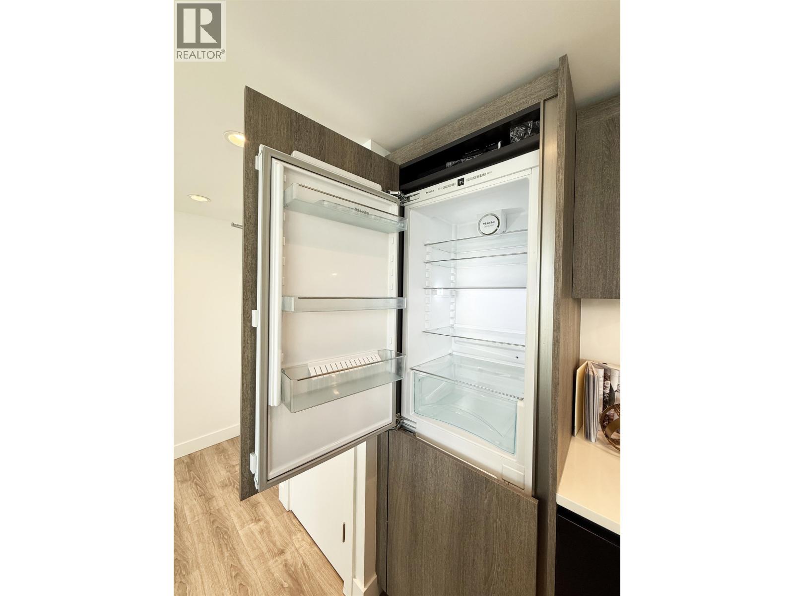 561 6320 No. 3 Road, Richmond, British Columbia  V6Y 0L5 - Photo 12 - R3095688