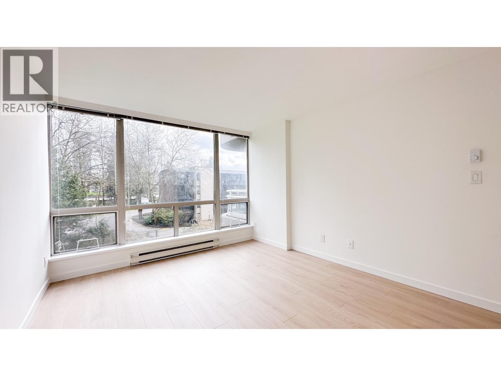 407 9633 Manchester Drive, Burnaby, British Columbia  V3N 4Y9 - Photo 15 - R3095693