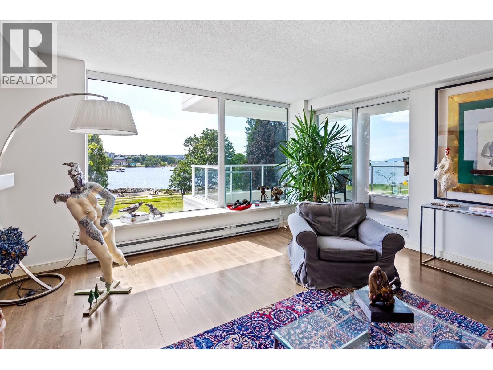 3b 1403 Beach Avenue, Vancouver, British Columbia  V6G 1Y3 - Photo 3 - R3095695