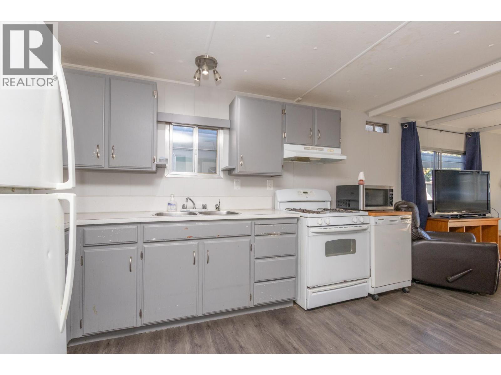 57 21163 Lougheed Highway Highway, Maple Ridge, British Columbia  V2X 2R4 - Photo 4 - R3094625