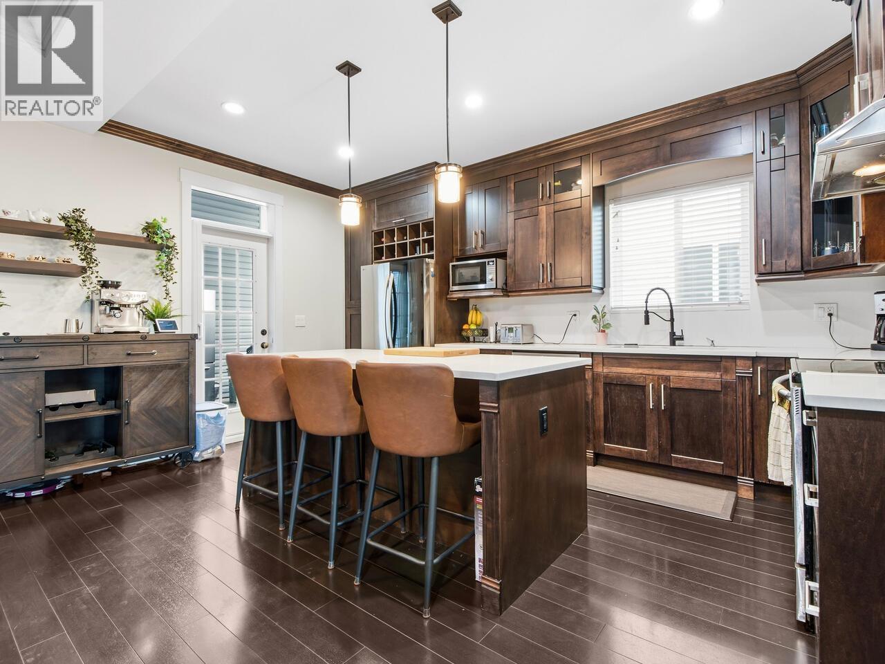 1029 Salter Street, New Westminster, British Columbia  V3M 0H5 - Photo 10 - R3095356