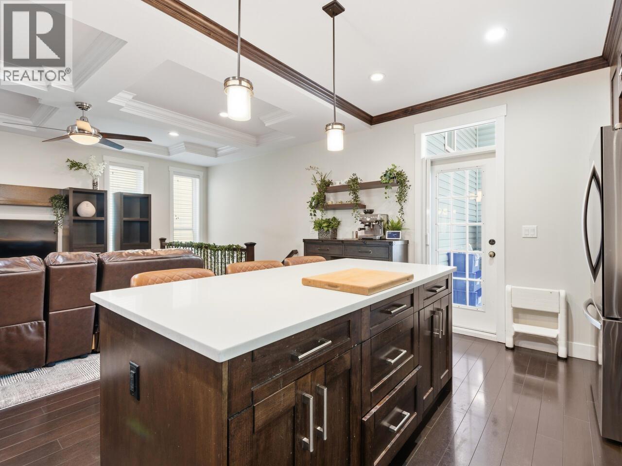 1029 Salter Street, New Westminster, British Columbia  V3M 0H5 - Photo 12 - R3095356