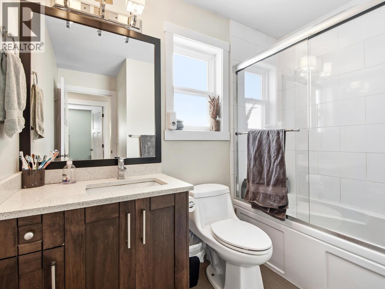 1029 Salter Street, New Westminster, British Columbia  V3M 0H5 - Photo 26 - R3095356