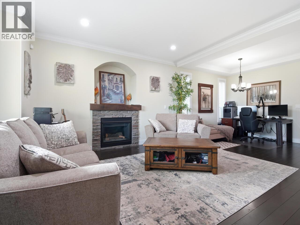 1029 Salter Street, New Westminster, British Columbia  V3M 0H5 - Photo 5 - R3095356