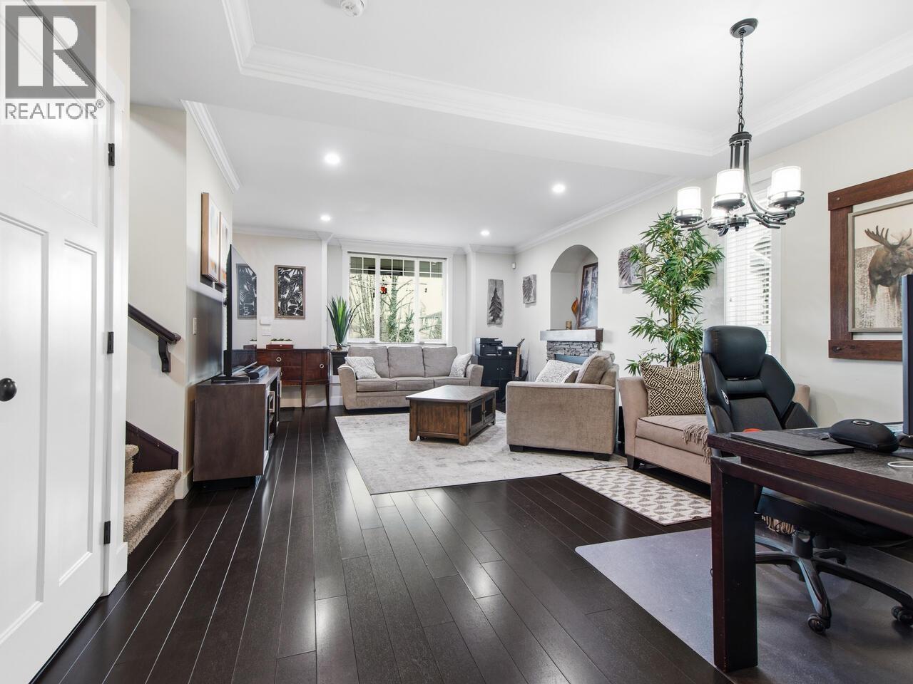 1029 Salter Street, New Westminster, British Columbia  V3M 0H5 - Photo 8 - R3095356