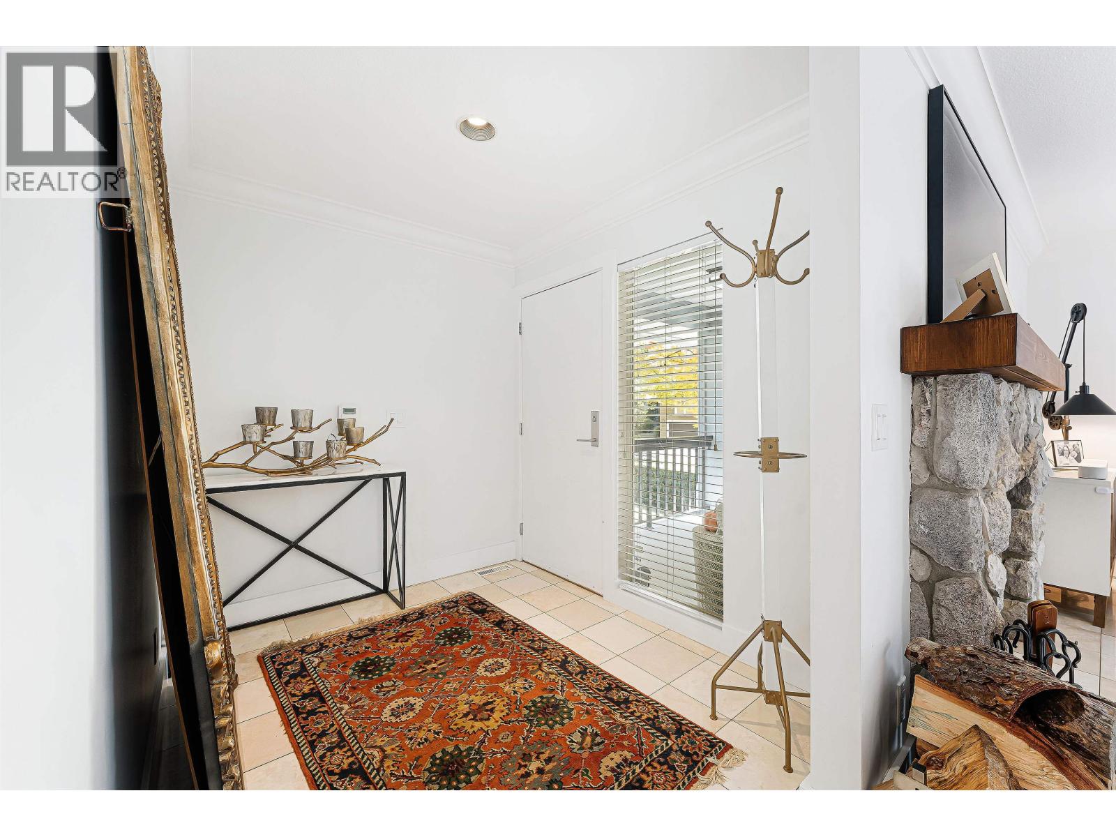 3968 Frames Place, North Vancouver, British Columbia  V7G 2M4 - Photo 13 - R3095666