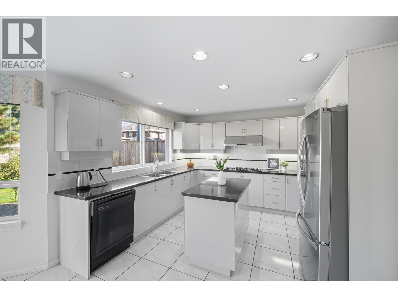 12631 Cameron Drive, Richmond, British Columbia  V6V 2T6 - Photo 8 - R3095667