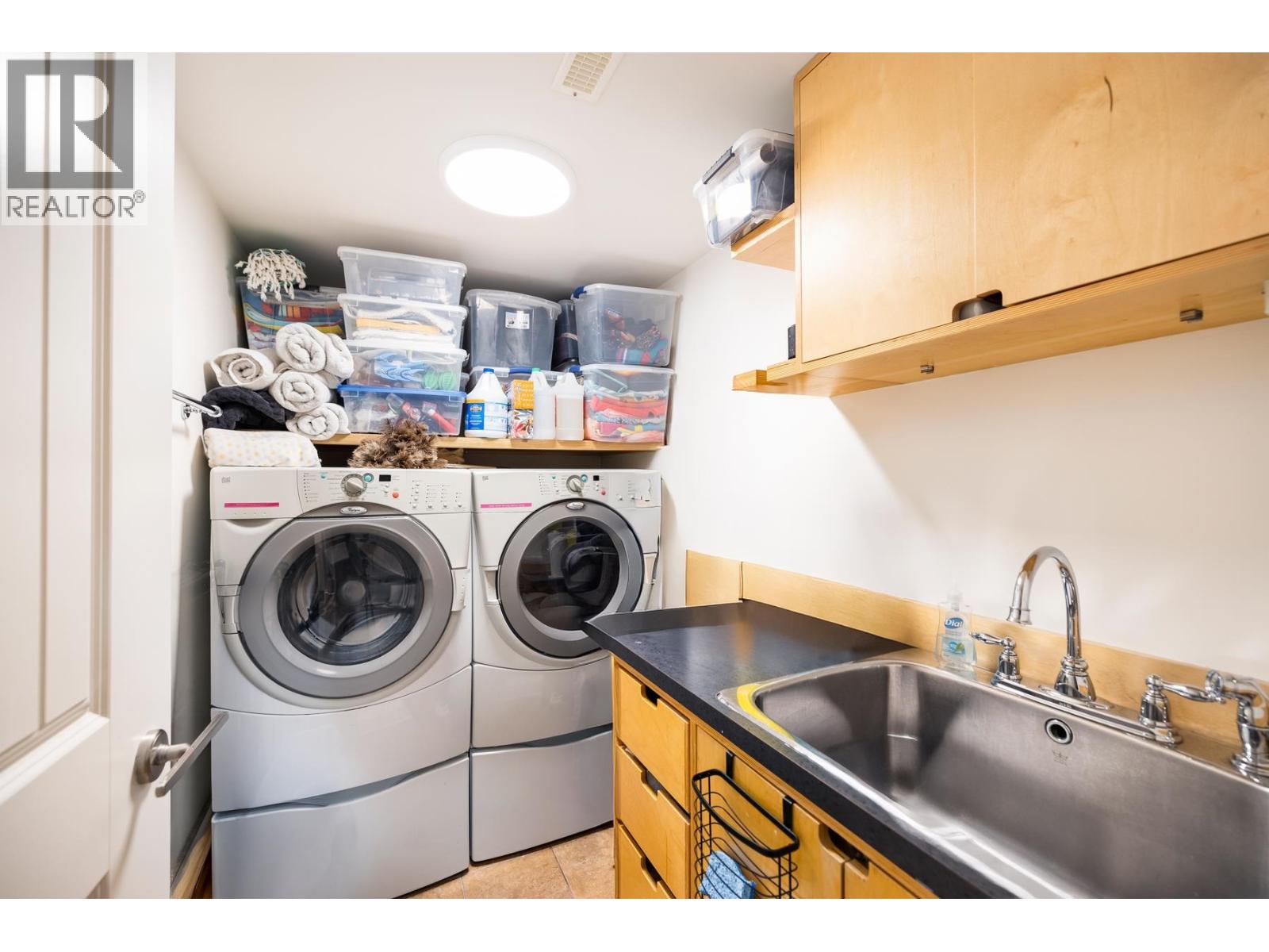 1232 Harris Avenue, North Vancouver, British Columbia  V7G 1X2 - Photo 32 - R3095685