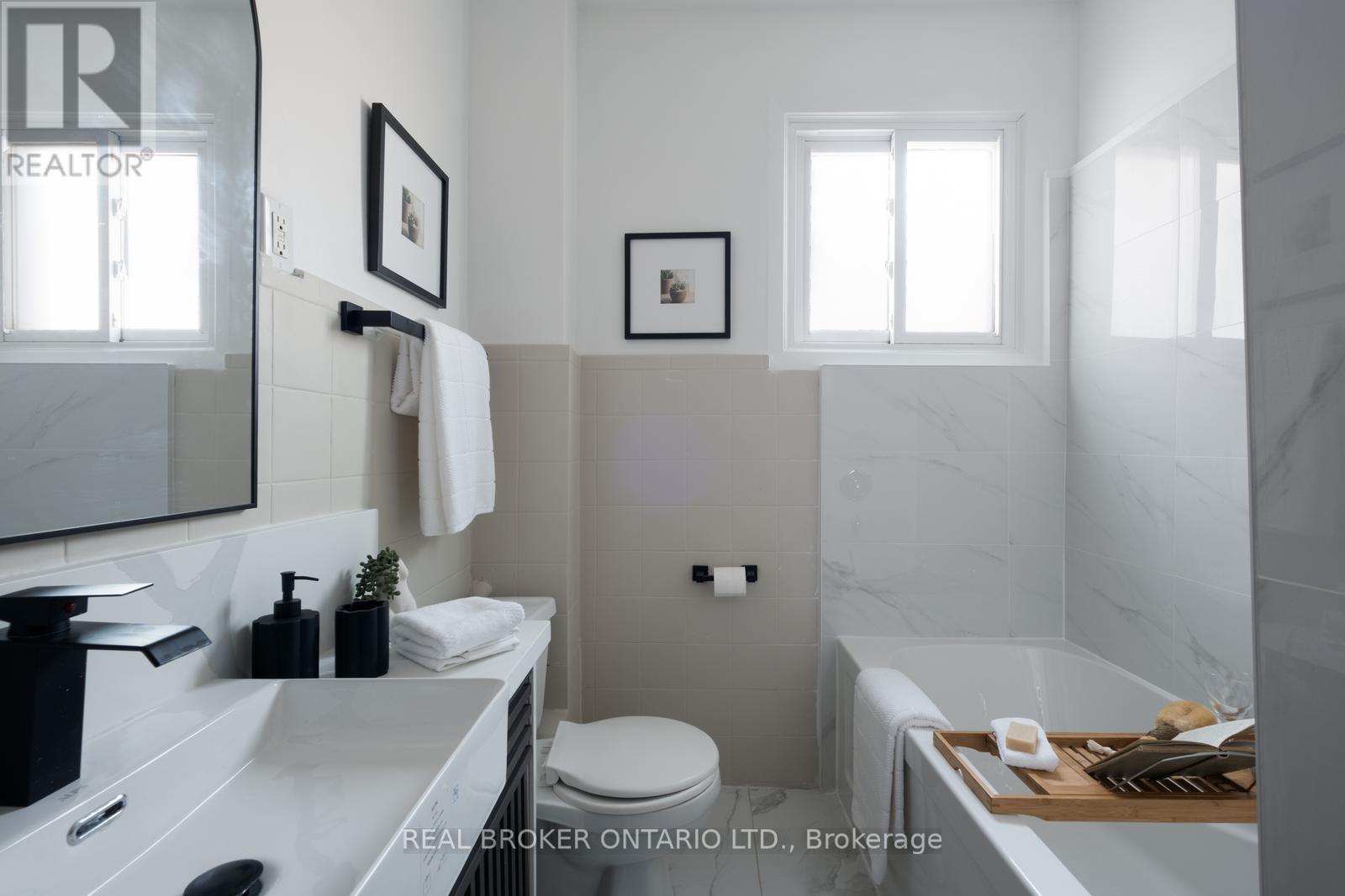 157 Lippincott Street, Toronto, Ontario  M5S 2P3 - Photo 33 - C12841798