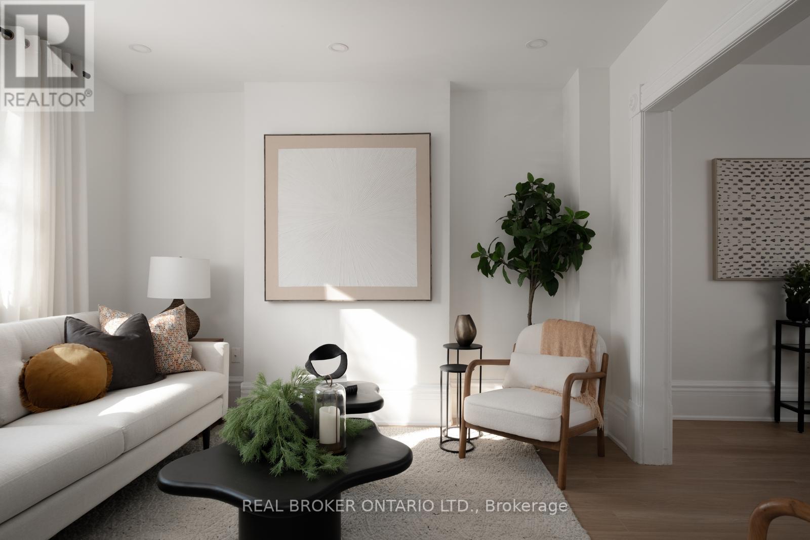 157 Lippincott Street, Toronto, Ontario  M5S 2P3 - Photo 5 - C12841798