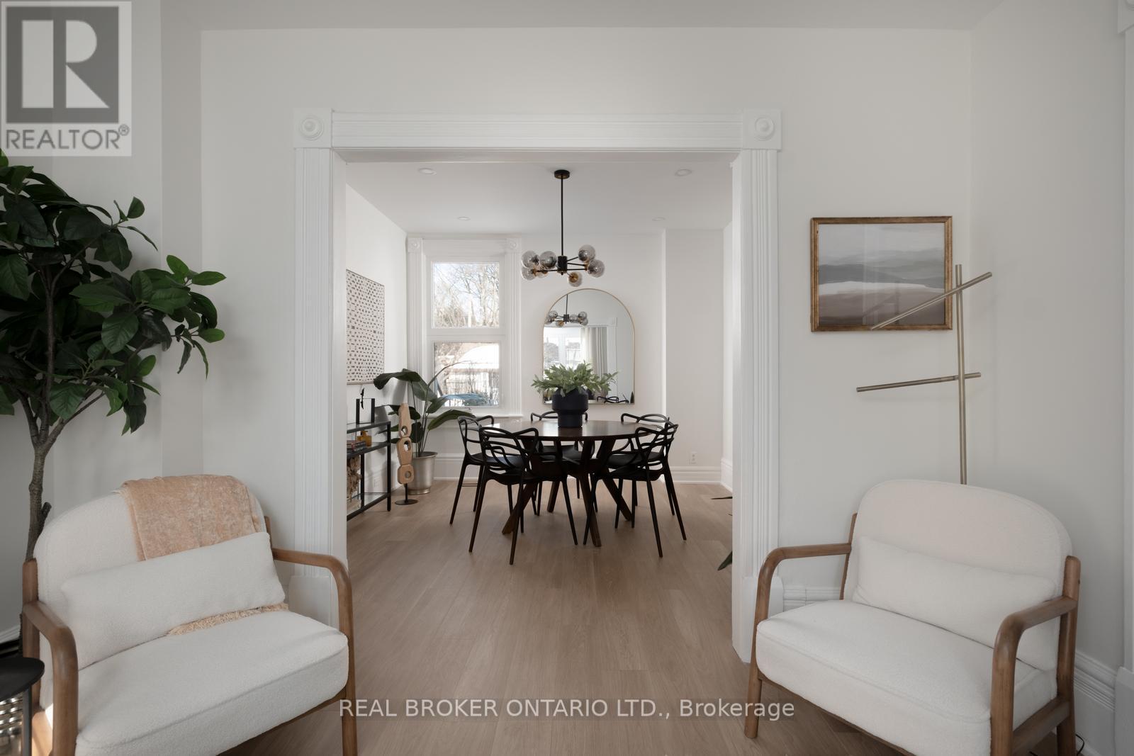 157 Lippincott Street, Toronto, Ontario  M5S 2P3 - Photo 7 - C12841798