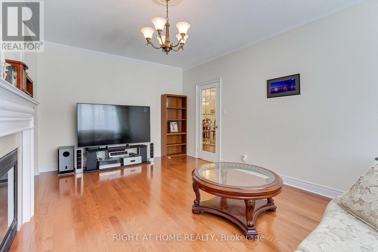 8 Sweet Anna Court, Vaughan, Ontario  L6A 4E3 - Photo 16 - N12839966