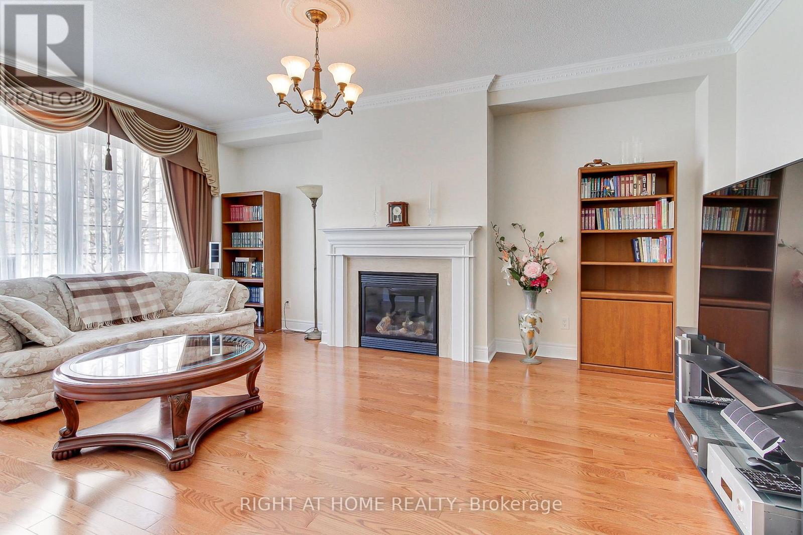 8 Sweet Anna Court, Vaughan, Ontario  L6A 4E3 - Photo 15 - N12839966