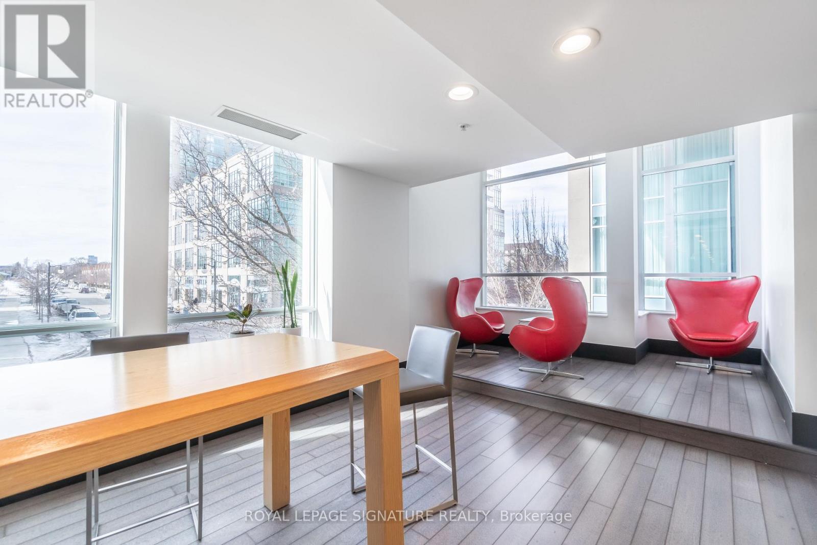 1612 - 155 Legion Road N, Toronto, Ontario  M8Y 0A7 - Photo 15 - W12835878