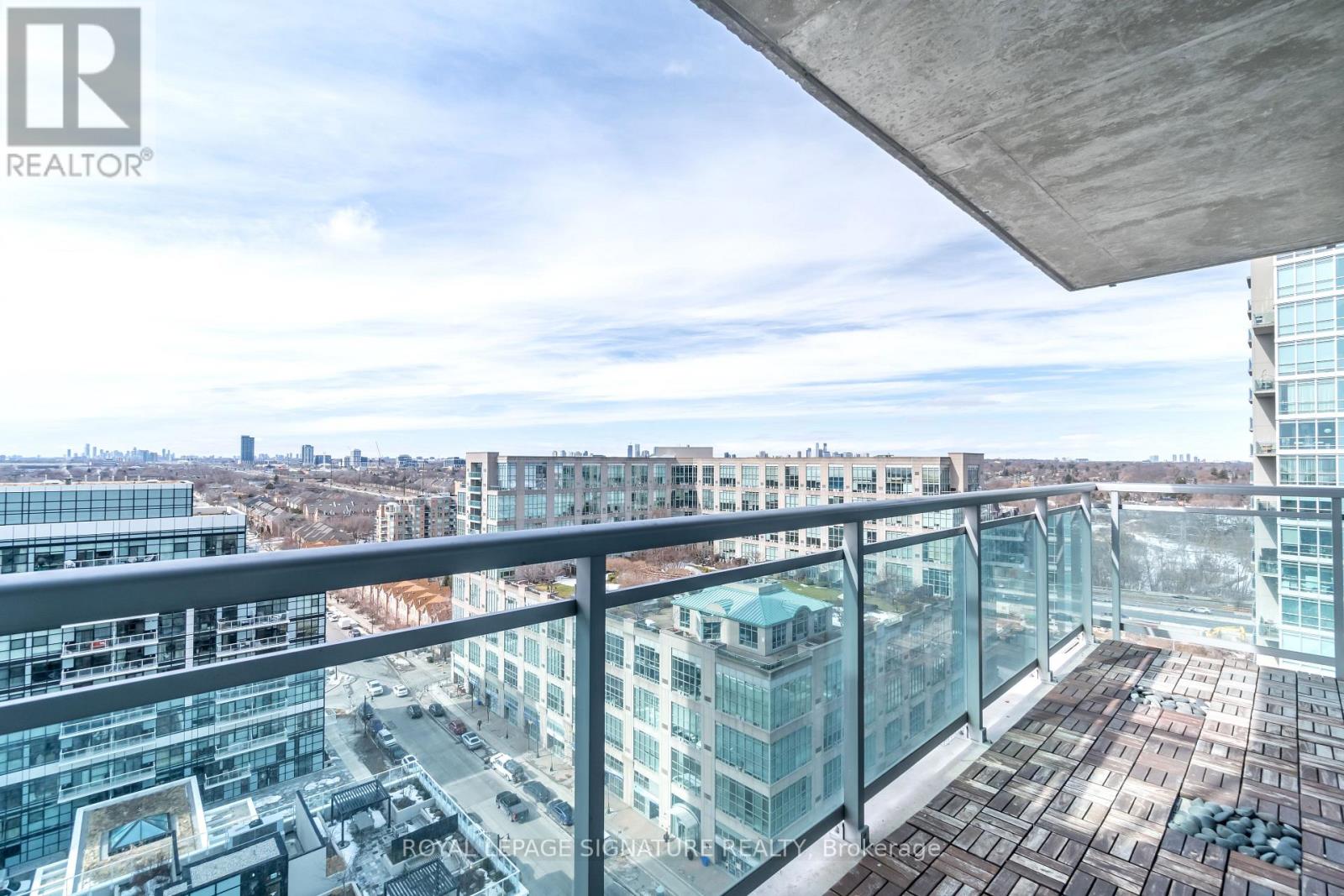 1612 - 155 Legion Road N, Toronto, Ontario  M8Y 0A7 - Photo 13 - W12835878