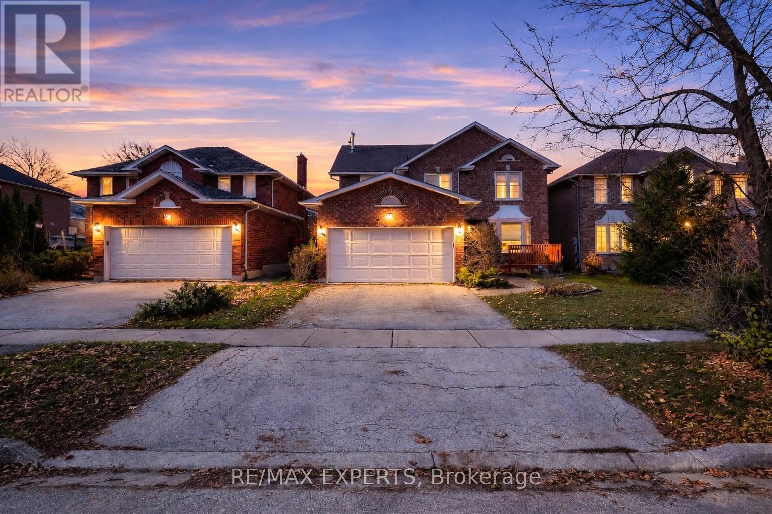 62 LUBA AVENUE, Richmond Hill, Ontario