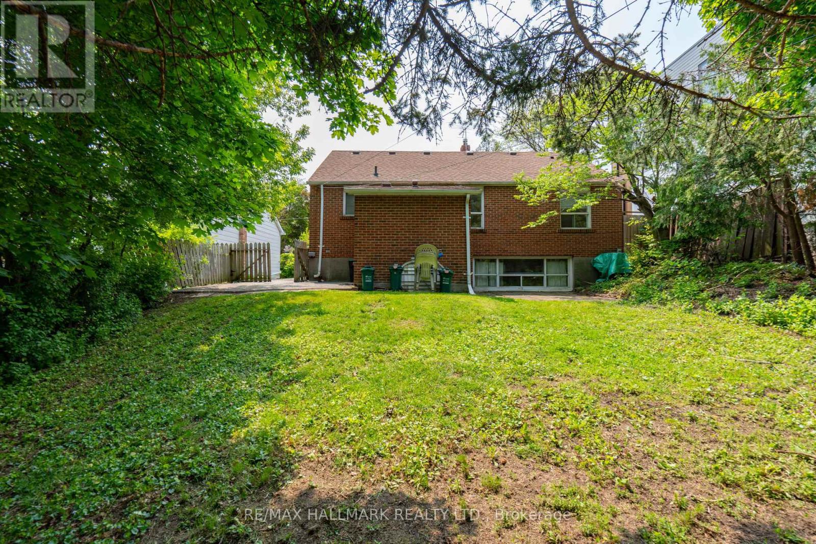 104 Highland Park Boulevard, Markham, Ontario  L3T 1B7 - Photo 35 - N12841842