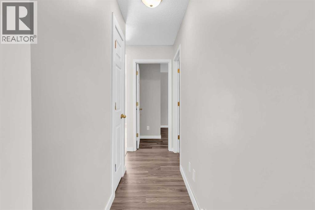 110 West Creek Bay, Chestermere, Alberta  T1X 1K7 - Photo 16 - A2262218