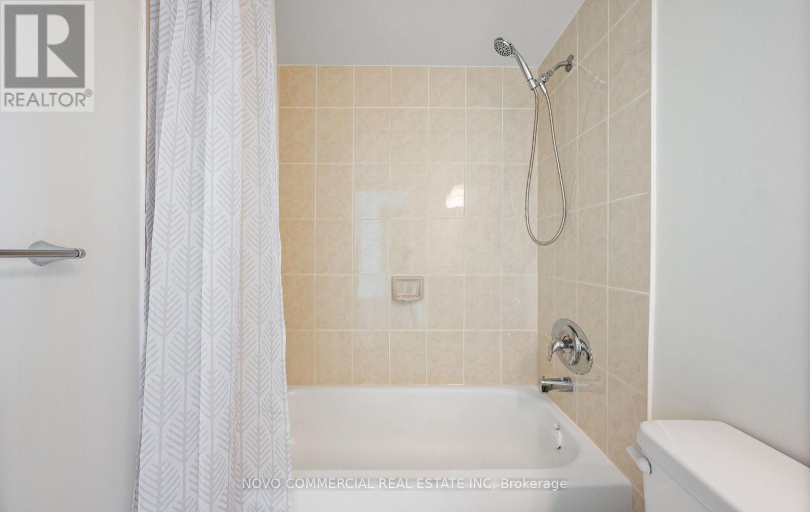 1216 - 145 Hillcrest Avenue, Mississauga, Ontario  L5B 3Z1 - Photo 16 - W12841800