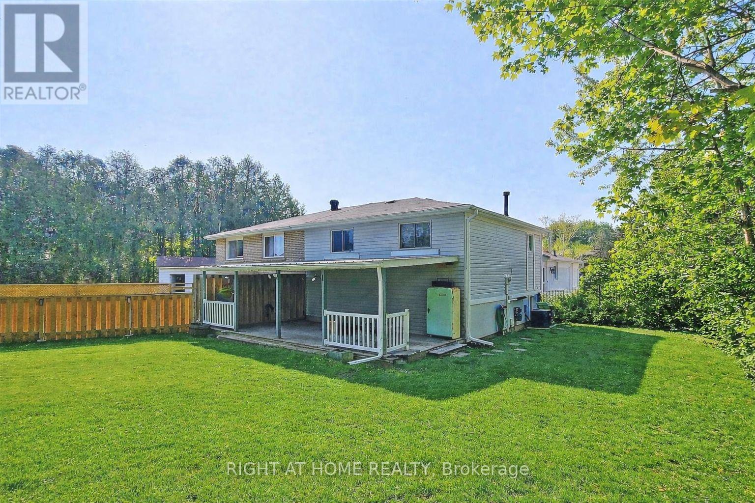 45 Newstead Crescent, Brampton, Ontario  L6V 2A8 - Photo 22 - W12841834