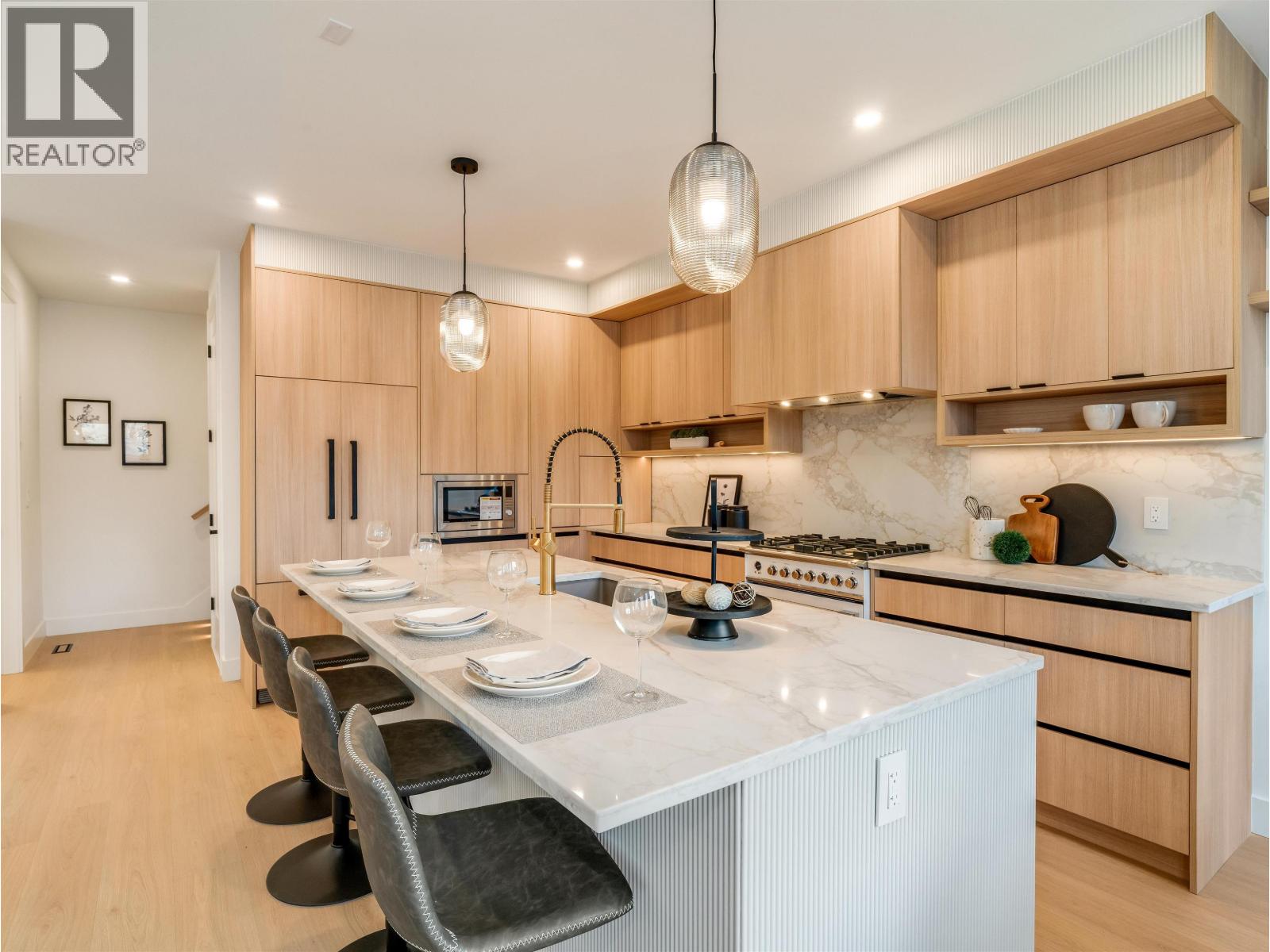 104 359 Laval Street, Coquitlam, British Columbia  V3K 4W7 - Photo 5 - R3094906