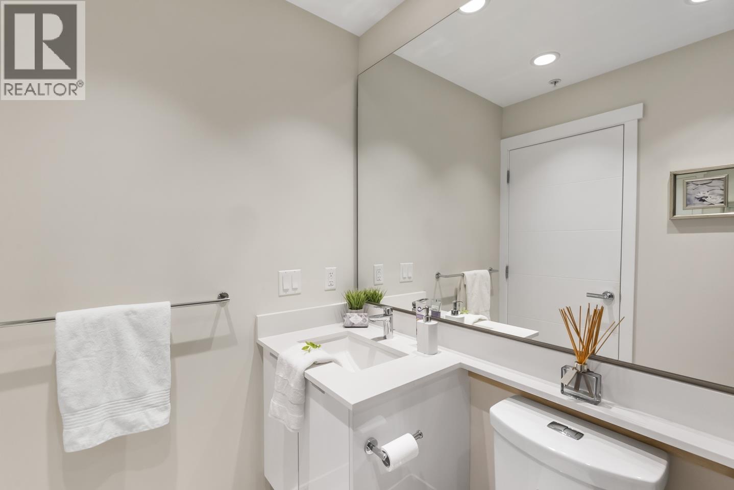 114 9213 Odlin Road, Richmond, British Columbia  V6X 0V5 - Photo 10 - R3095588