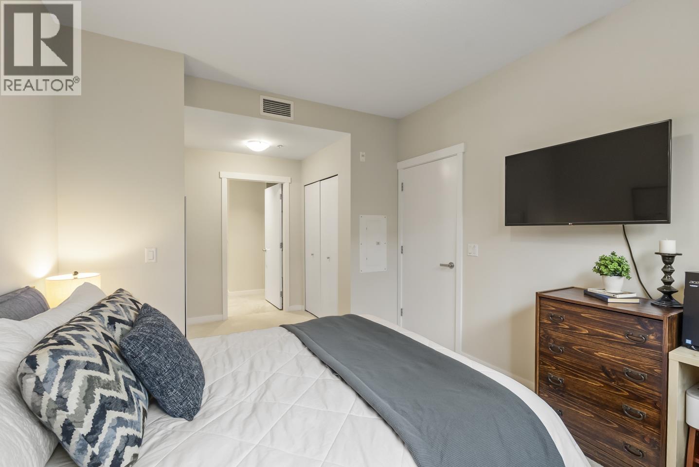 114 9213 Odlin Road, Richmond, British Columbia  V6X 0V5 - Photo 13 - R3095588