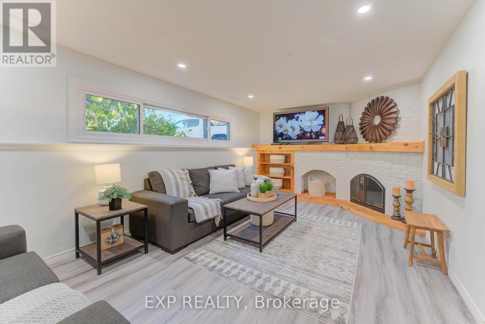 36 Blackfriars Place, Kitchener, Ontario  N2A 1M5 - Photo 41 - X12841832