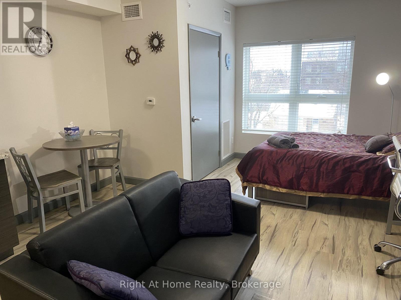 1710 - 258a Sunview Street, Waterloo, Ontario  N2L 3V9 - Photo 15 - X12841876