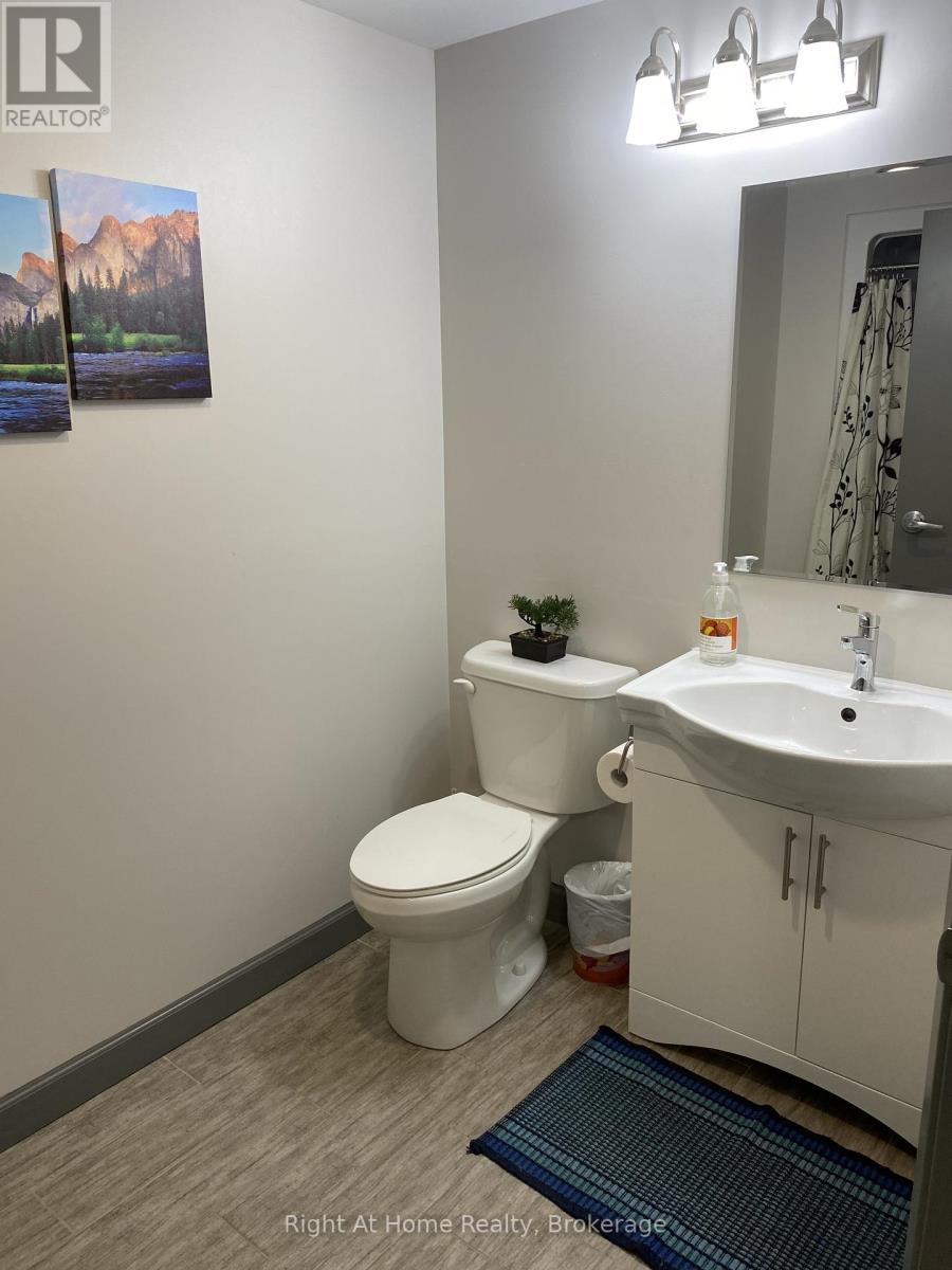 1710 - 258a Sunview Street, Waterloo, Ontario  N2L 3V9 - Photo 18 - X12841876