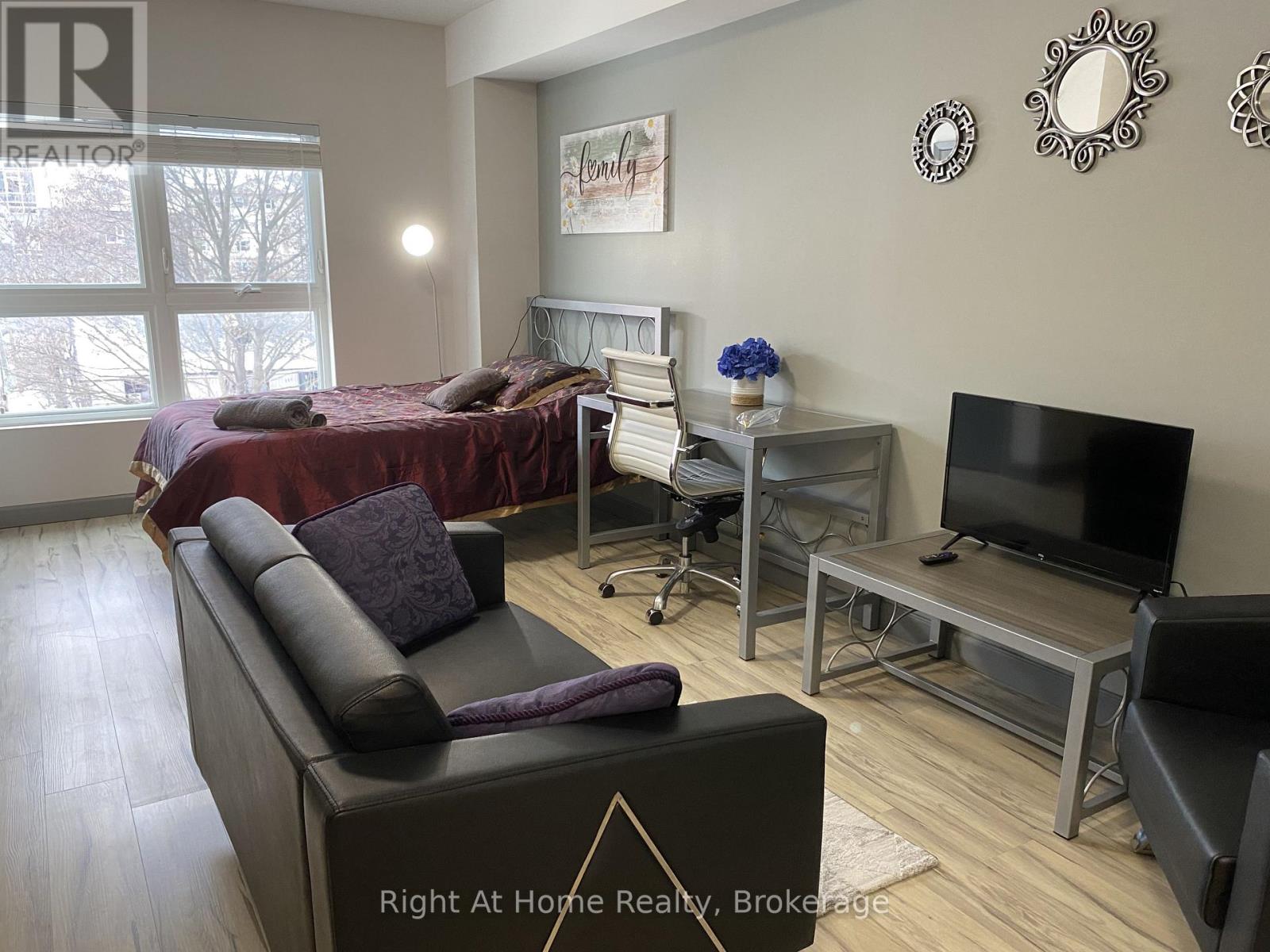 1710 - 258a Sunview Street, Waterloo, Ontario  N2L 3V9 - Photo 6 - X12841876