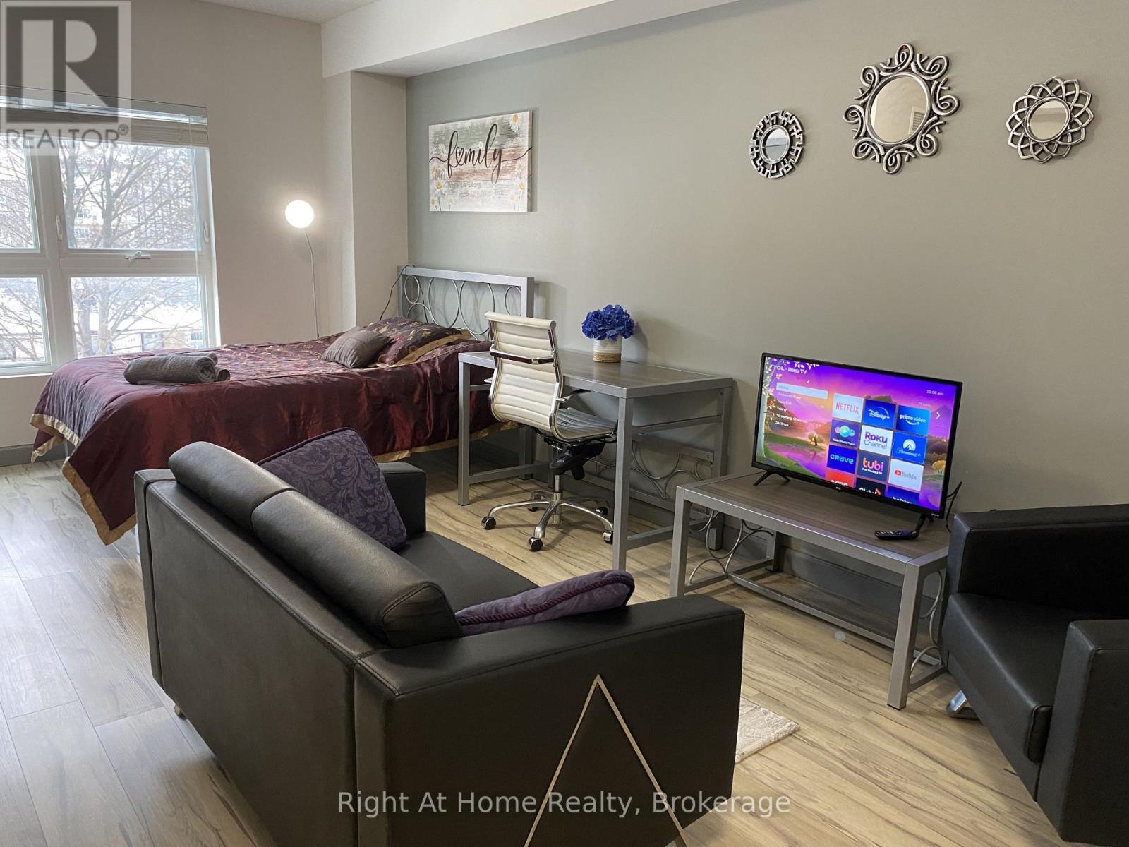 1710 - 258a Sunview Street, Waterloo, Ontario  N2L 3V9 - Photo 7 - X12841876