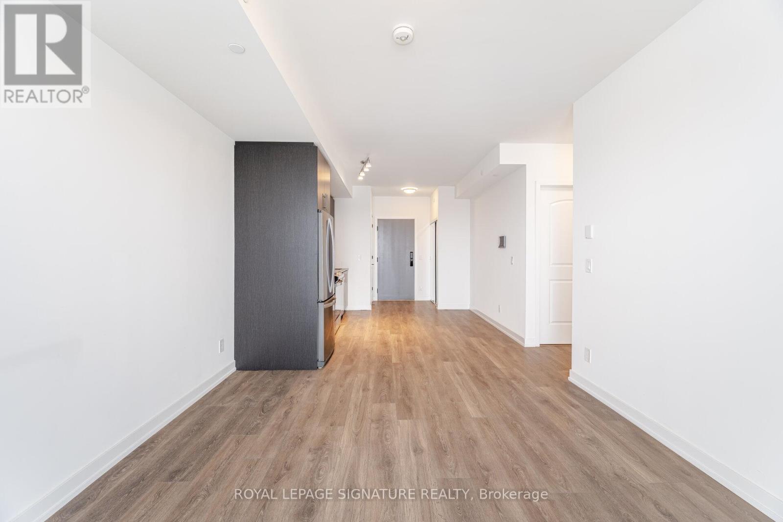 801 - 345 Wheat Boom Drive, Oakville, Ontario  L6H 7X4 - Photo 10 - W12839574