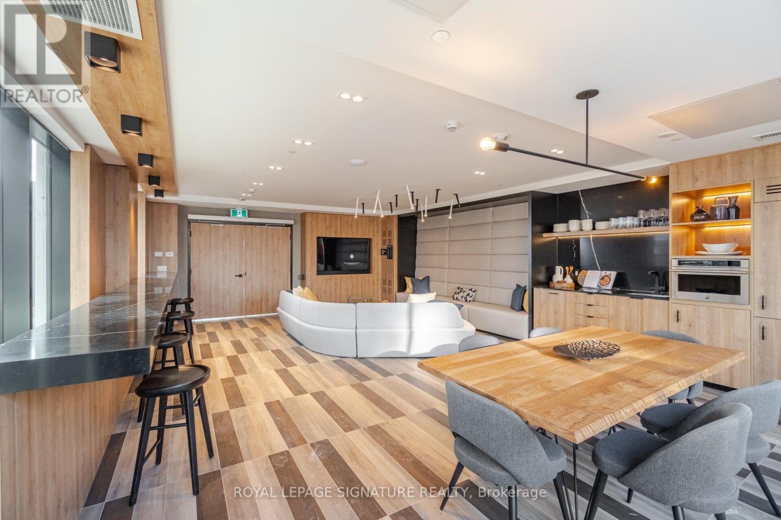 801 - 345 Wheat Boom Drive, Oakville, Ontario  L6H 7X4 - Photo 25 - W12839574