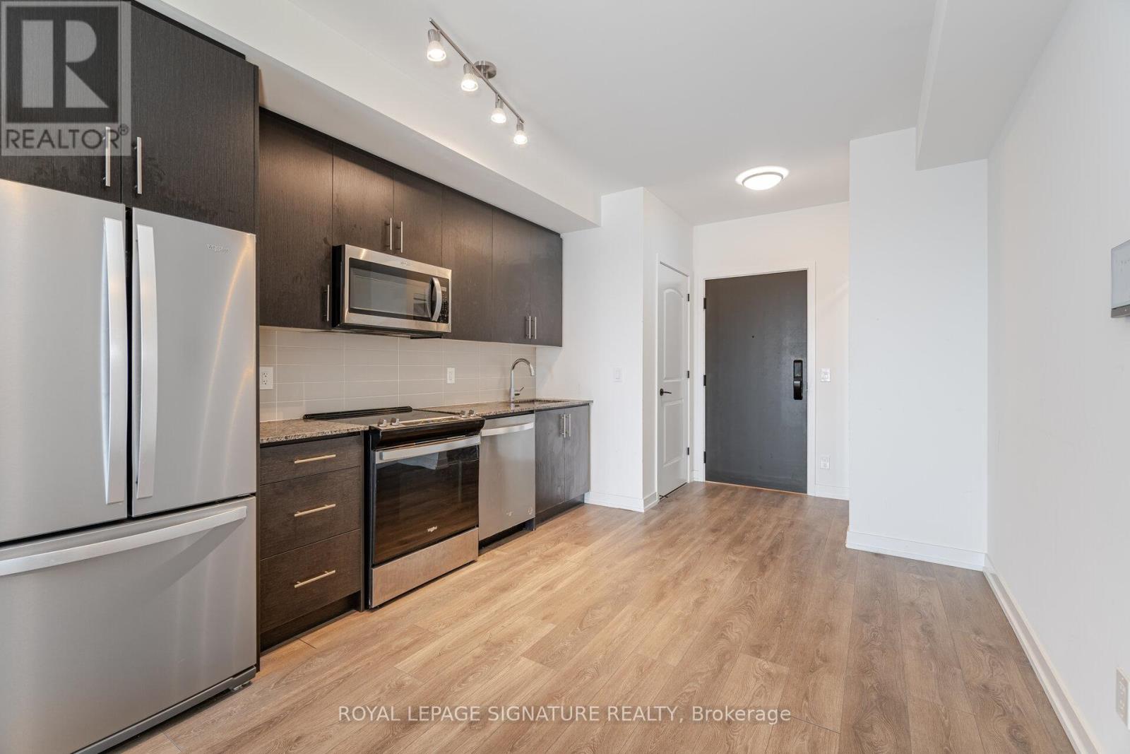 801 - 345 WHEAT BOOM DRIVE, Oakville, Ontario