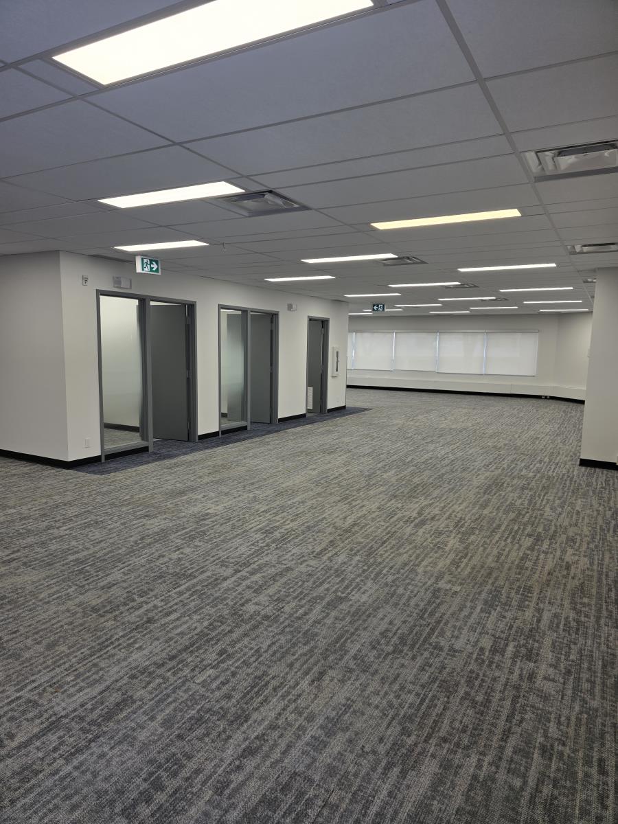 10050  112 Street, Edmonton, Alberta  T5K 2J1 - Photo 11 - 44223086