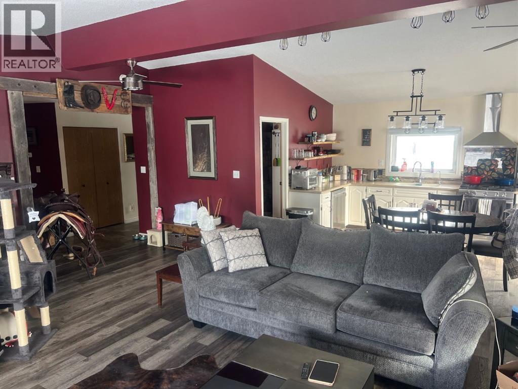 46037 Range Road 183, Rural Camrose County, Alberta  T0B 0J0 - Photo 14 - A2267601