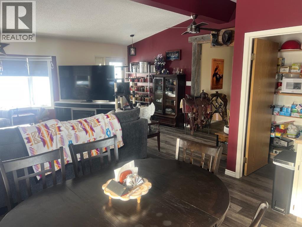 46037 Range Road 183, Rural Camrose County, Alberta  T0B 0J0 - Photo 15 - A2267601