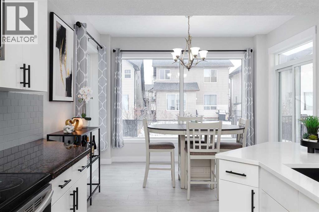 86 Cougarstone Court Sw, Calgary, Alberta  T3H 5R3 - Photo 15 - A2280412