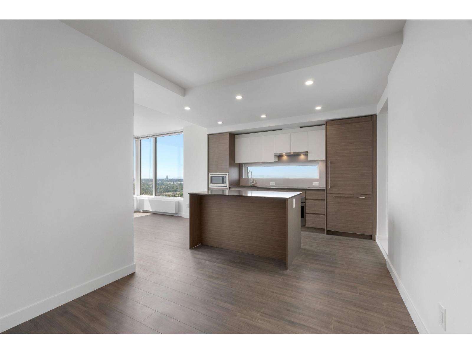 3803 13615 Fraser Highway, Surrey, British Columbia  V3T 0P7 - Photo 9 - R3095675