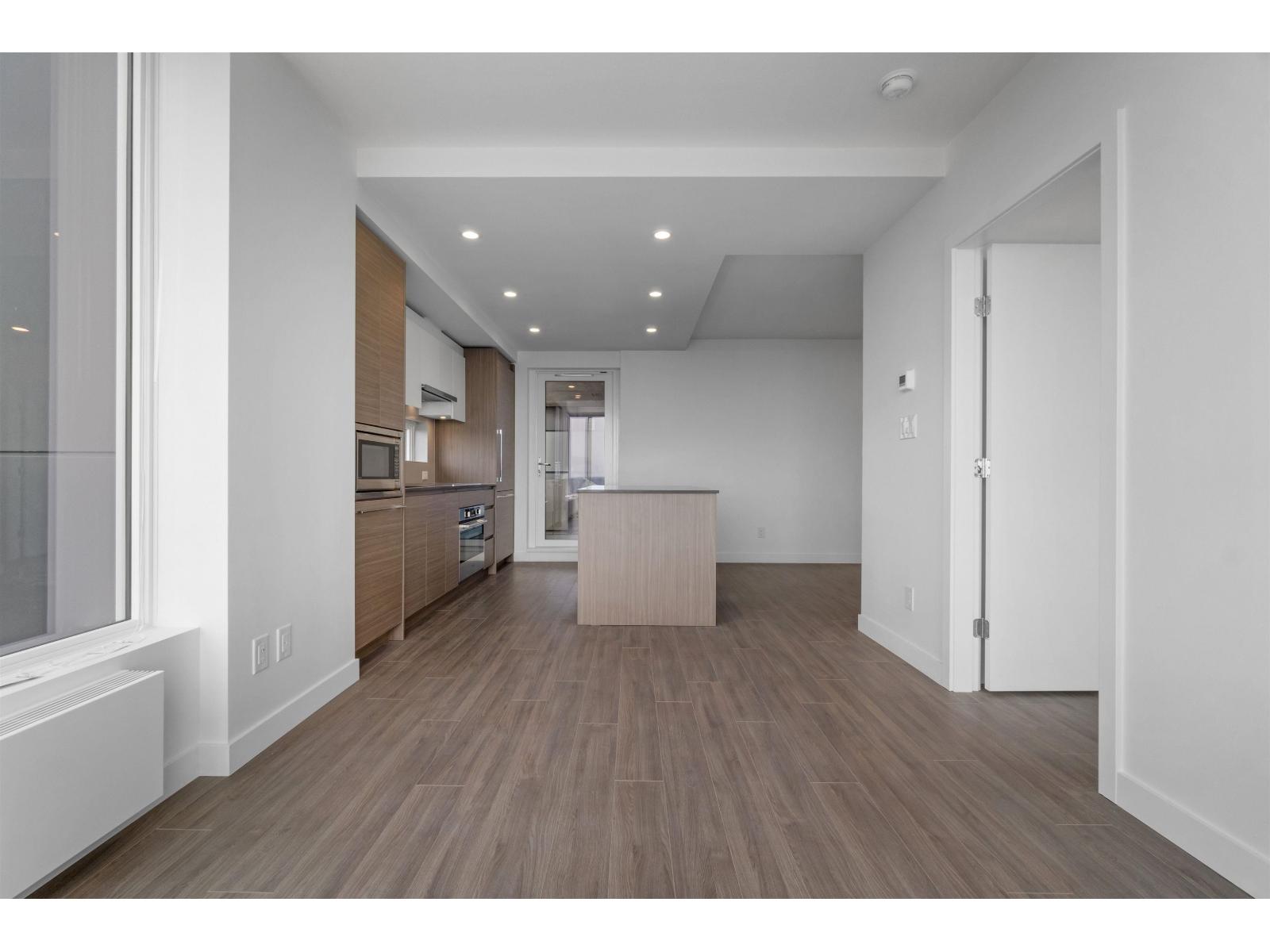 3803 13615 Fraser Highway, Surrey, British Columbia  V3T 0P7 - Photo 10 - R3095675