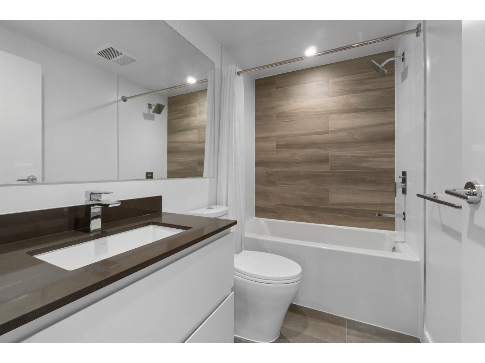 3803 13615 Fraser Highway, Surrey, British Columbia  V3T 0P7 - Photo 18 - R3095675