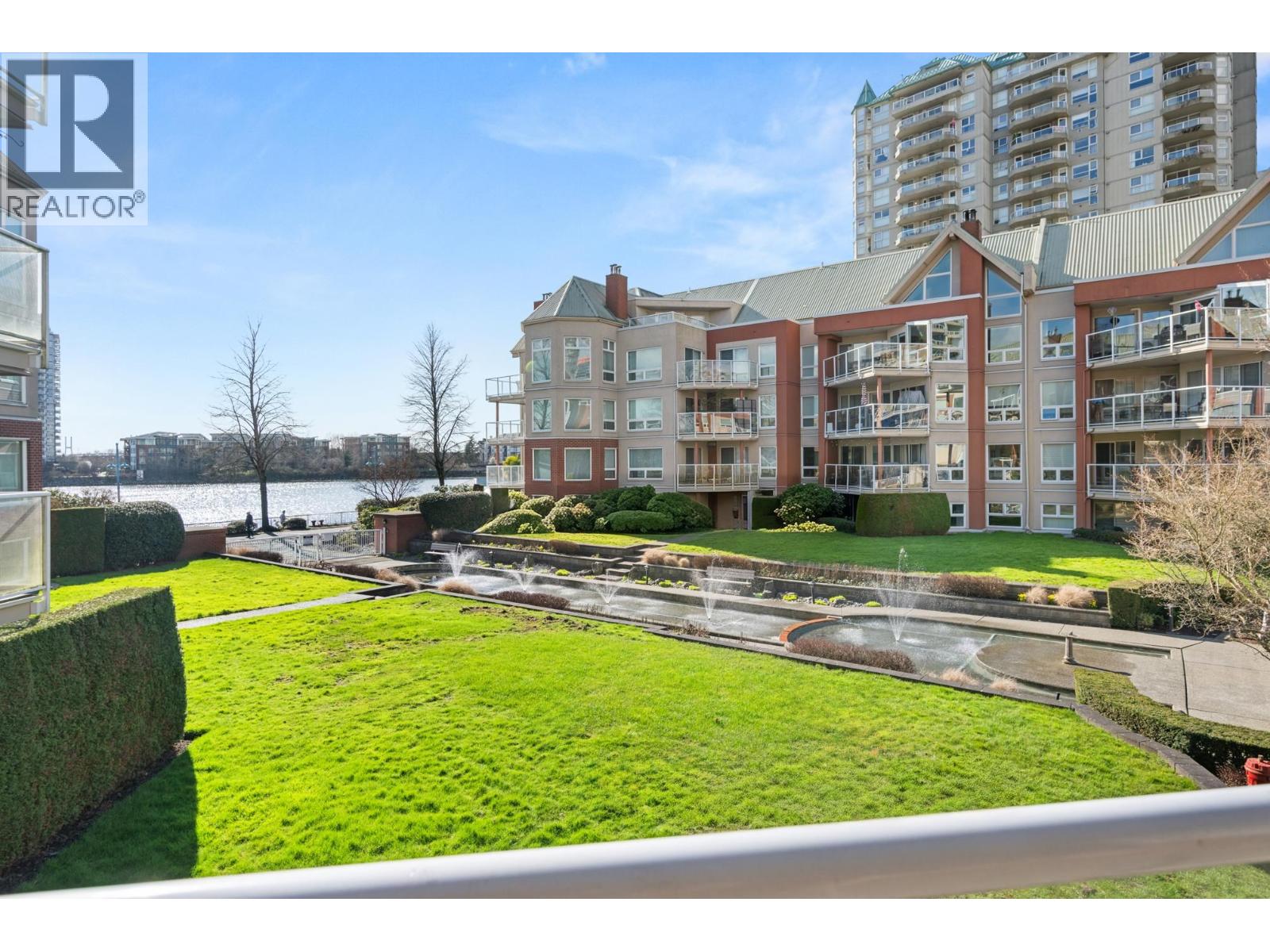 208a 1220 Quayside Drive, New Westminster, British Columbia  V3M 6H1 - Photo 31 - R3095500