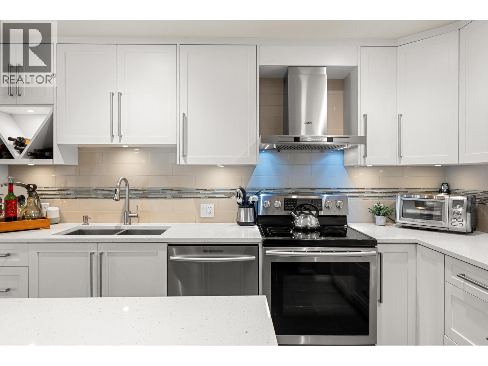 208a 1220 Quayside Drive, New Westminster, British Columbia  V3M 6H1 - Photo 7 - R3095500