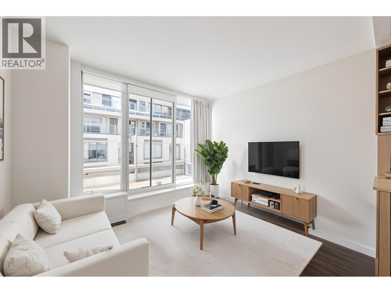 320 5665 Boundary Road, Vancouver, British Columbia  V5R 0E4 - Photo 3 - R3095610