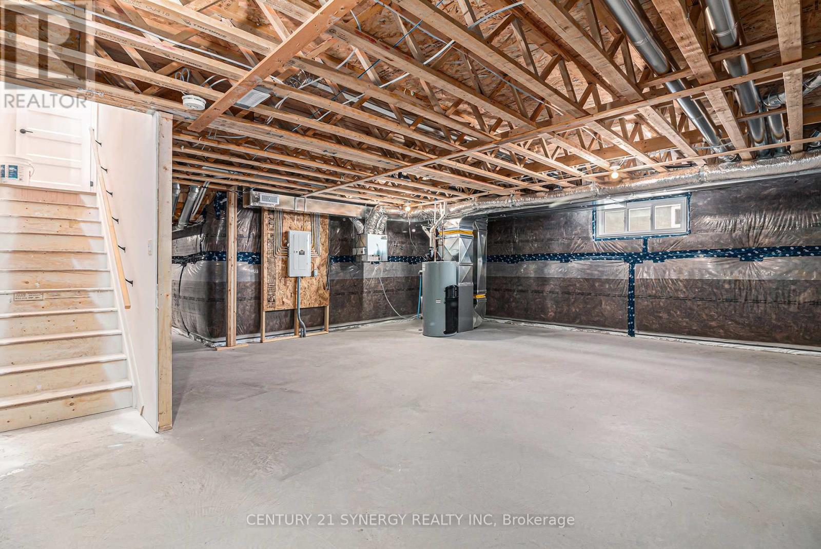 85 Villeneuve Street, North Stormont, Ontario K0C 1W0 - Photo 30 - X12841878