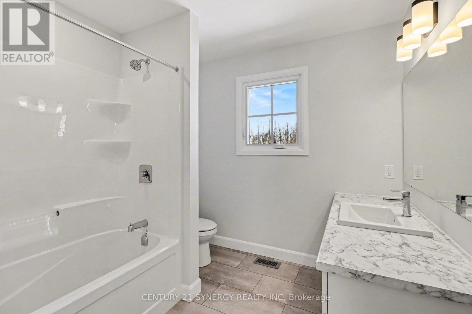 63 Villeneuve Street, North Stormont, Ontario K0C 1W0 - Photo 28 - X12841882